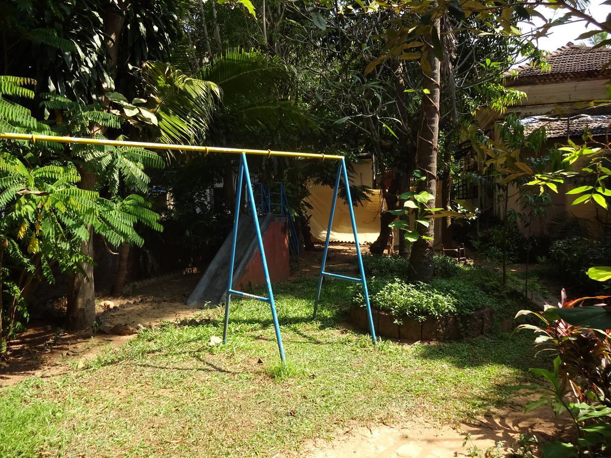 Dona Julia Beach Resort Calangute Buitenkant foto