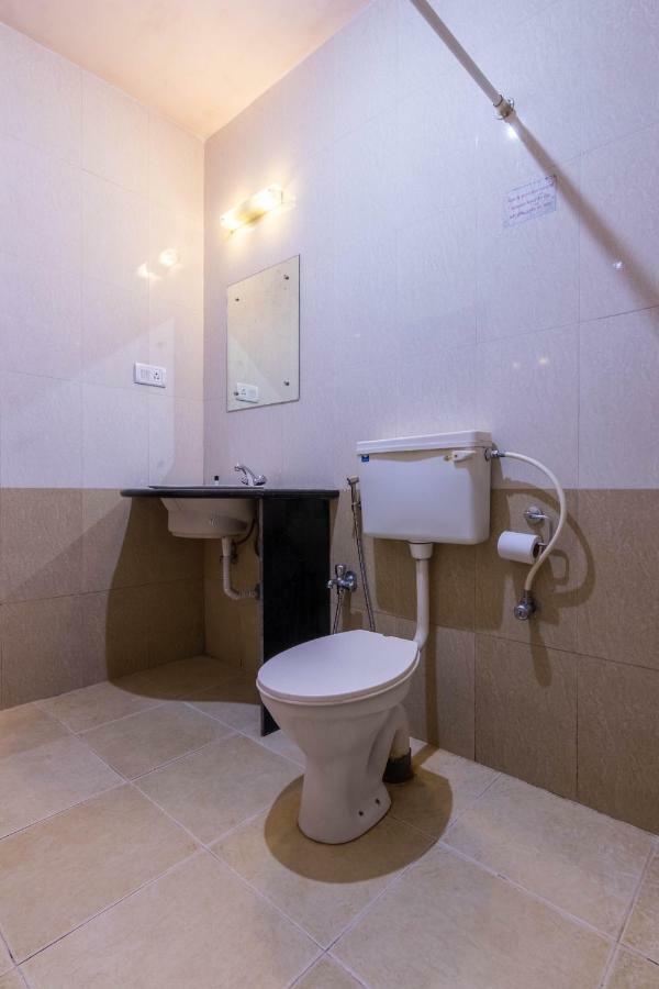 Dona Julia Beach Resort Calangute Buitenkant foto